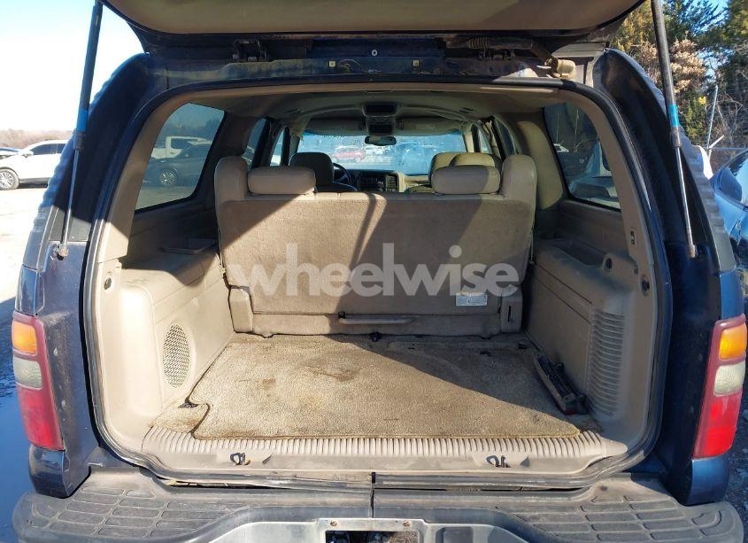 Photo 8 of 2002 Chevrolet Suburban 1500 LT (VIN 1GNEC16Z32J237983)