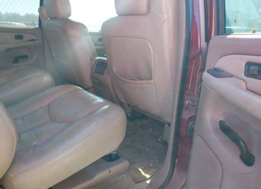 Photo 8 of 2003 Chevrolet Suburban 1500 LT (VIN 1GNEC16Z33J214737)