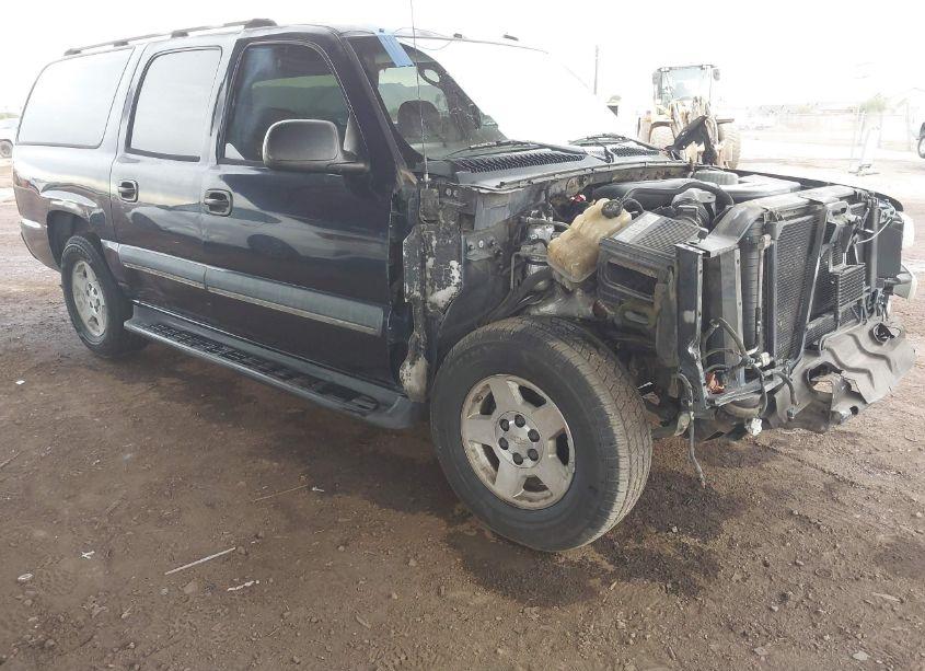 2004 Chevrolet Suburban 1500 LS (VIN 1GNEC16Z34J133058) main photo