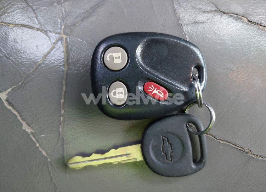 Photo 11 of 2005 Chevrolet Suburban 1500 LT (VIN 1GNEC16Z35J118674)