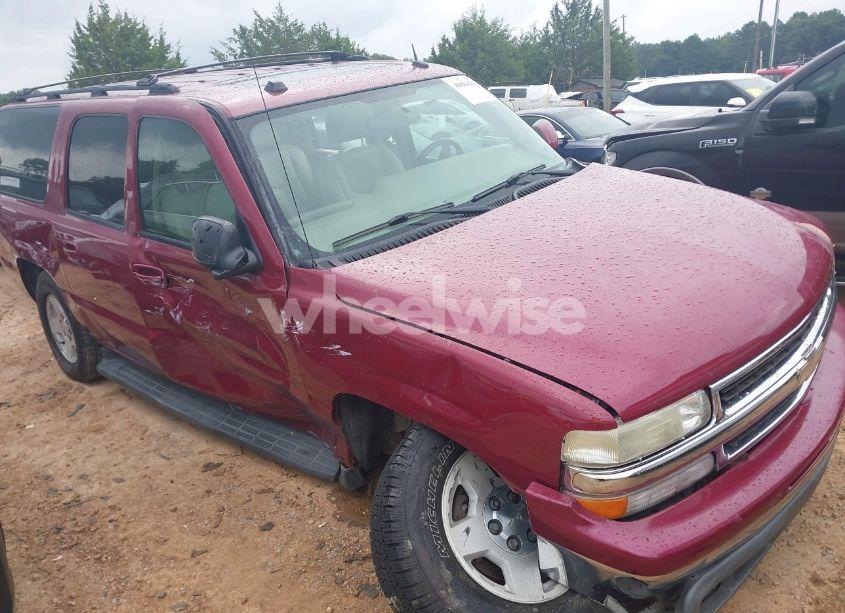 2005 Chevrolet Suburban 1500 LT (VIN 1GNEC16Z45J151618) main photo