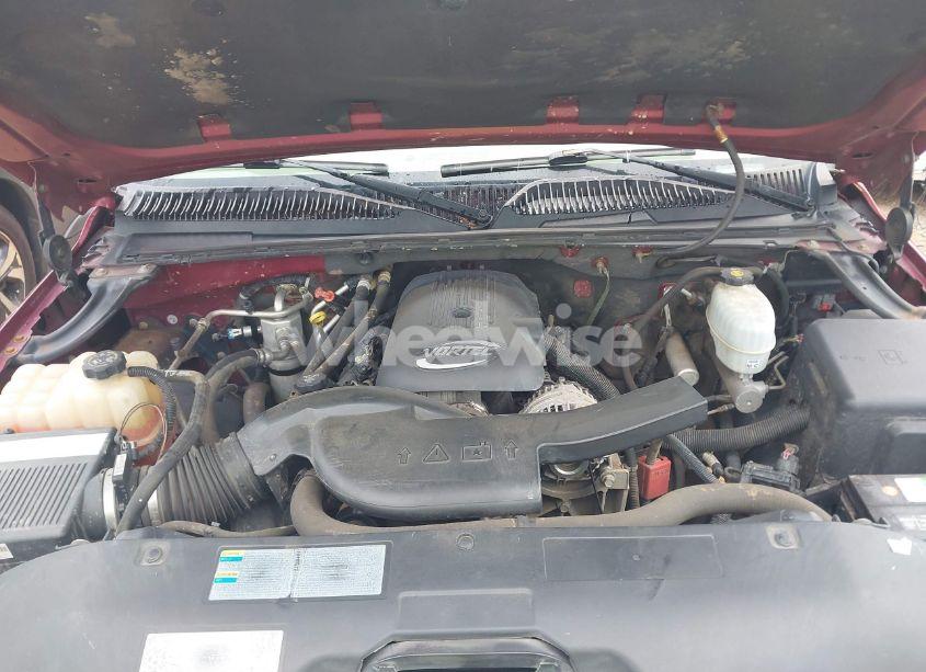 Photo 10 of 2005 Chevrolet Suburban 1500 LT (VIN 1GNEC16Z45J151618)