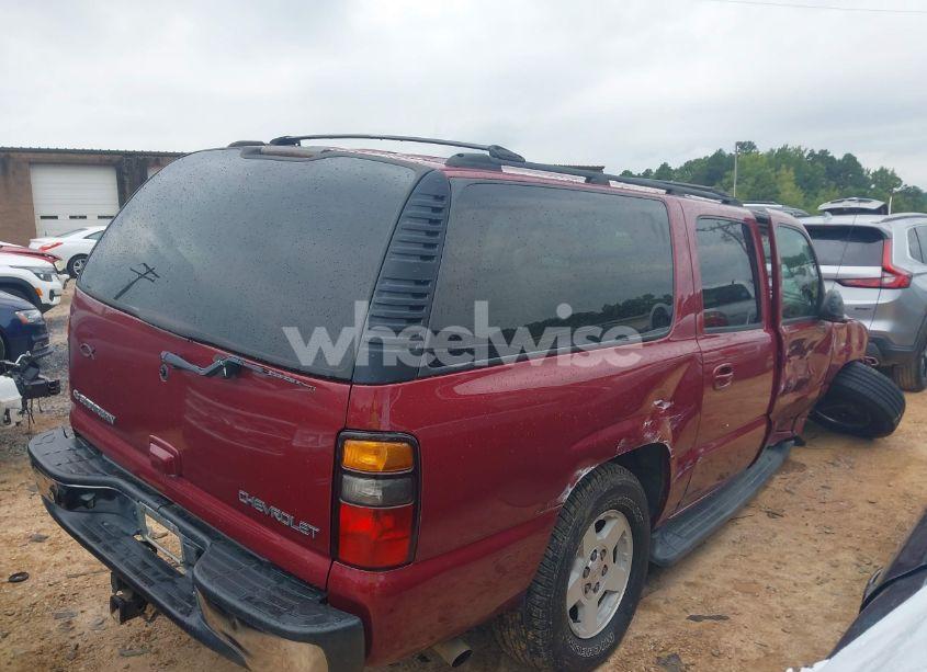 Photo 4 of 2005 Chevrolet Suburban 1500 LT (VIN 1GNEC16Z45J151618)