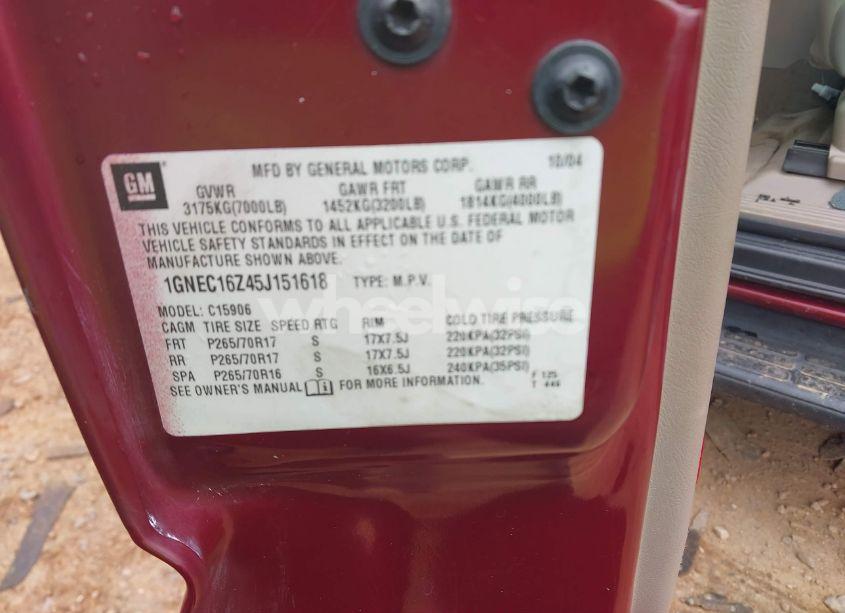 Photo 9 of 2005 Chevrolet Suburban 1500 LT (VIN 1GNEC16Z45J151618)