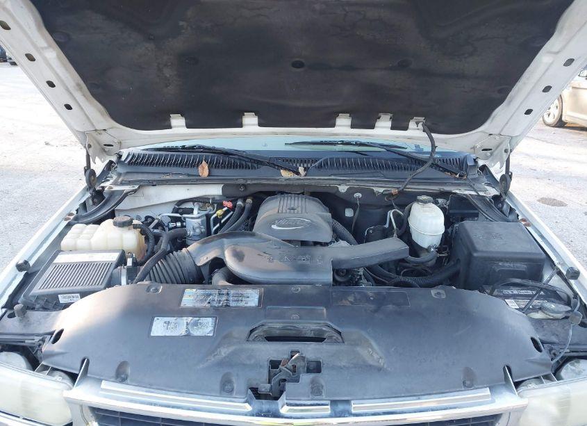 Photo 10 of 2005 Chevrolet Suburban 1500 LT (VIN 1GNEC16Z45J171500)