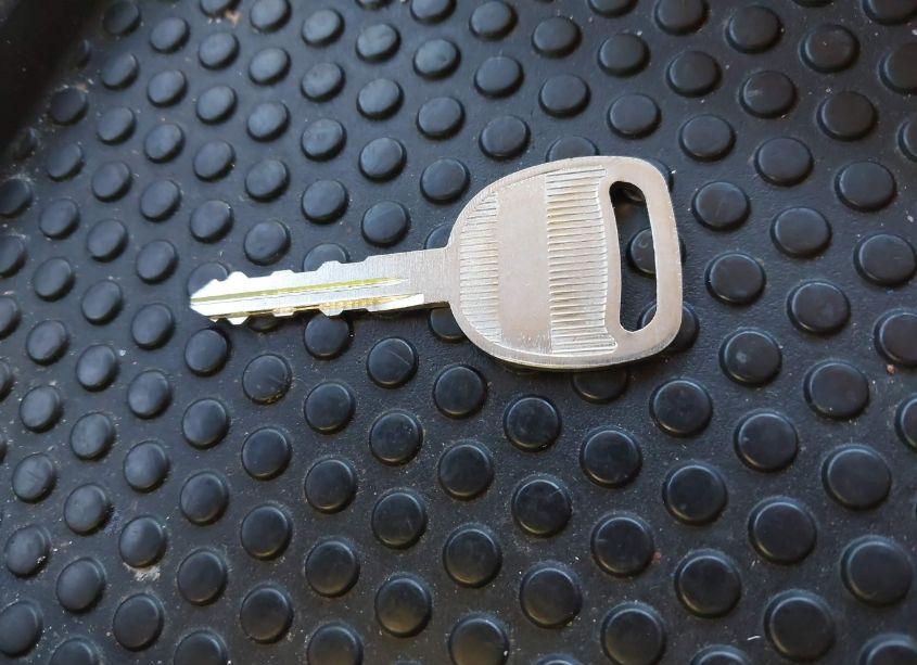 Photo 11 of 2005 Chevrolet Suburban 1500 LT (VIN 1GNEC16Z45J171500)