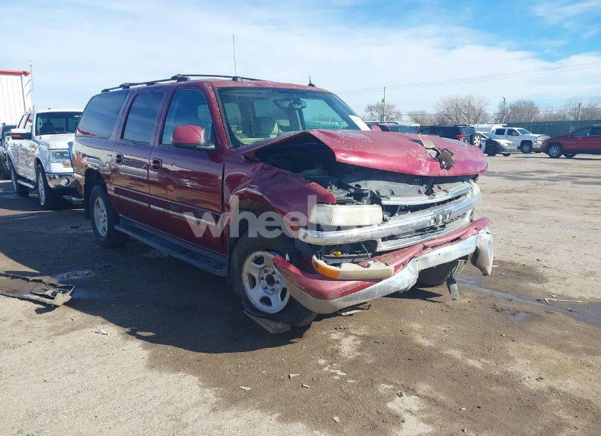 2005 Chevrolet Suburban 1500 LT (VIN 1GNEC16Z45J174848) main photo