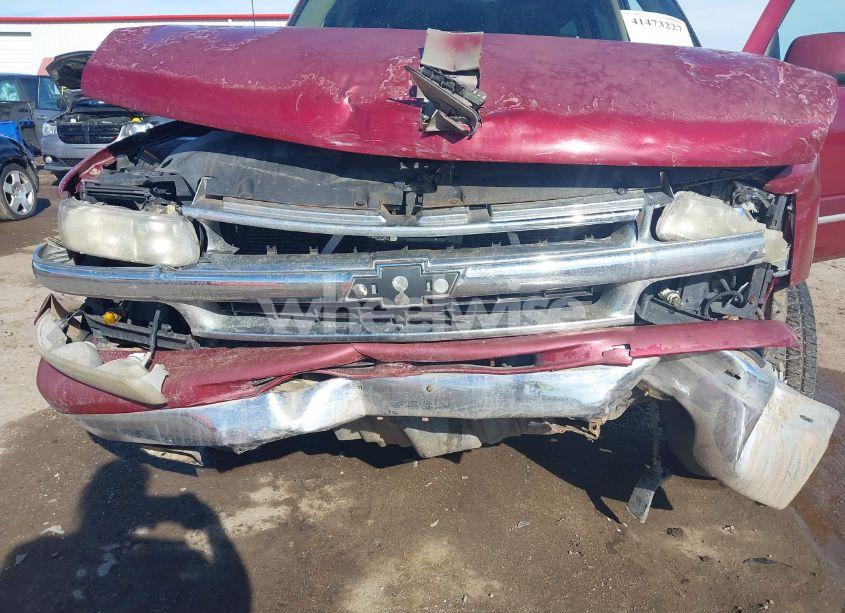 Photo 6 of 2005 Chevrolet Suburban 1500 LT (VIN 1GNEC16Z45J174848)