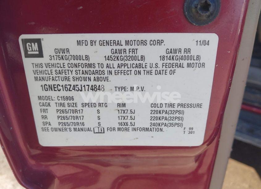 Photo 9 of 2005 Chevrolet Suburban 1500 LT (VIN 1GNEC16Z45J174848)