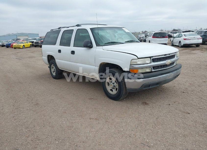 2005 Chevrolet Suburban 1500 LS (VIN 1GNEC16Z45R185401) main photo