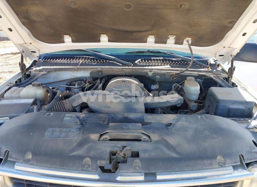 Photo 10 of 2005 Chevrolet Suburban 1500 LS (VIN 1GNEC16Z45R185401)