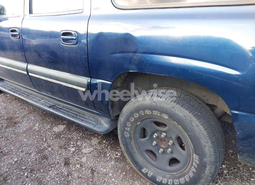 Photo 12 of 2003 Chevrolet Suburban 1500 LT (VIN 1GNEC16Z53J158283)