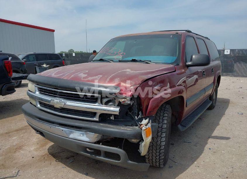 Photo 2 of 2002 Chevrolet Suburban 1500 LS (VIN 1GNEC16Z62J206341)
