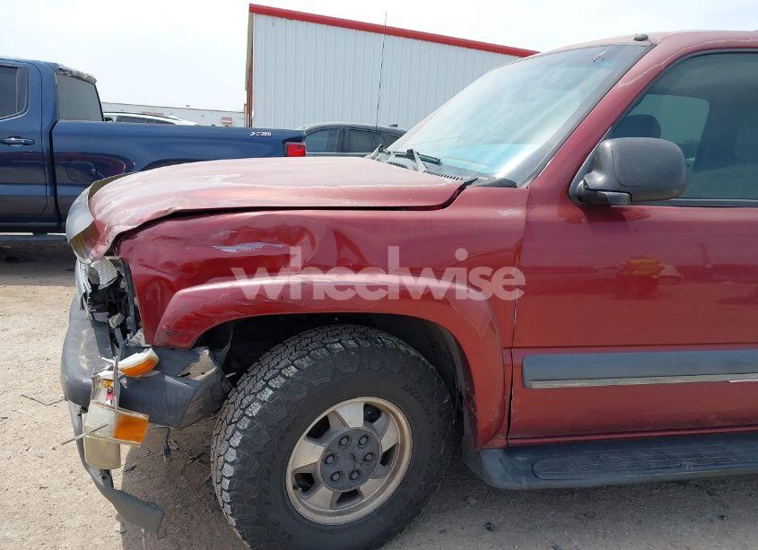 Photo 6 of 2002 Chevrolet Suburban 1500 LS (VIN 1GNEC16Z62J206341)