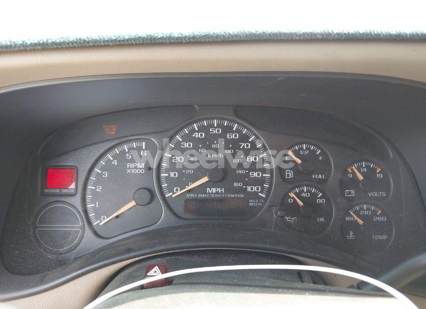 Photo 7 of 2002 Chevrolet Suburban 1500 LS (VIN 1GNEC16Z62J206341)
