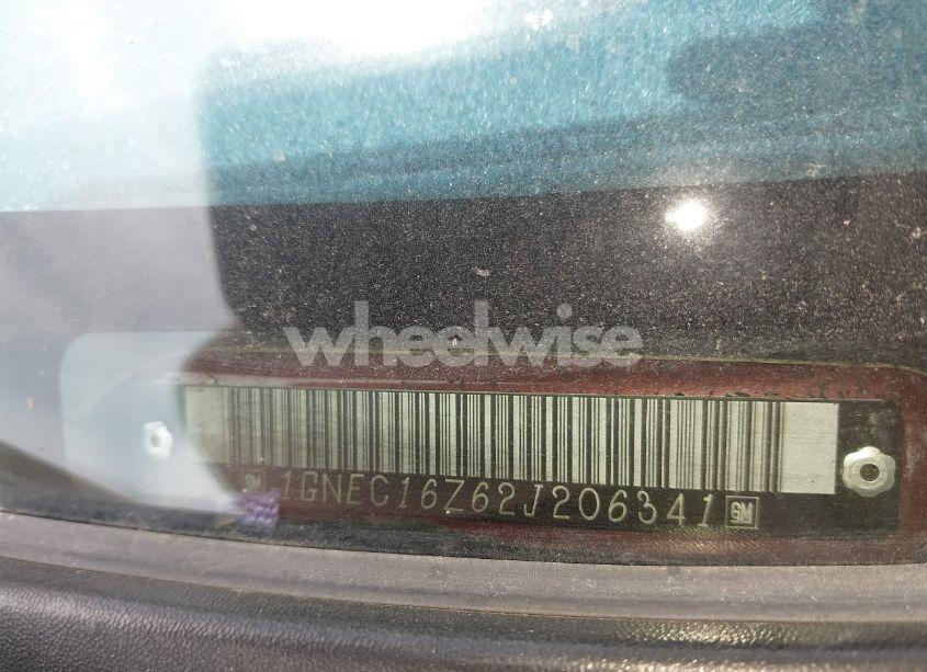 Photo 9 of 2002 Chevrolet Suburban 1500 LS (VIN 1GNEC16Z62J206341)