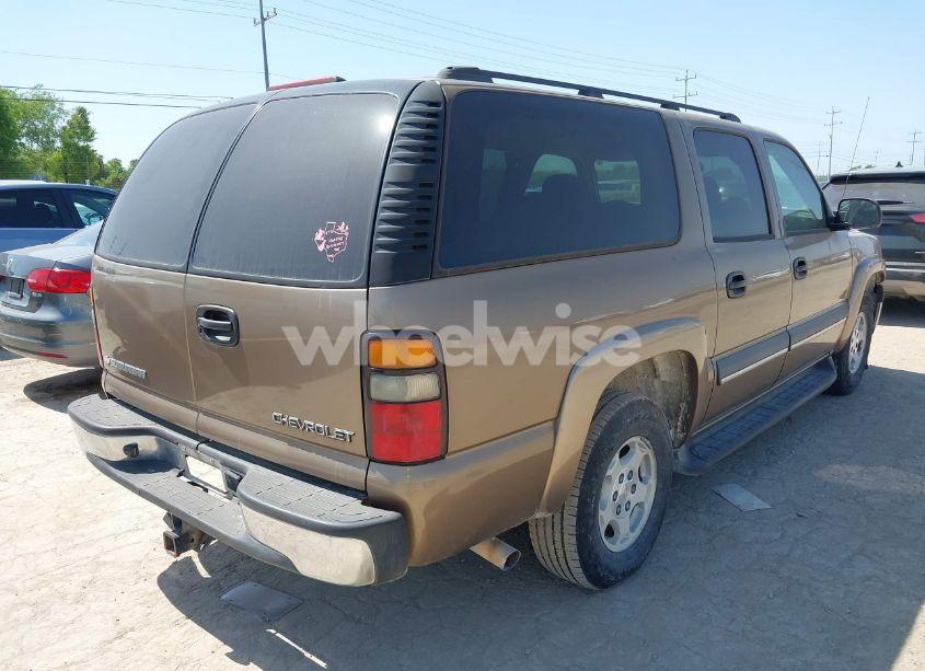 Photo 4 of 2004 Chevrolet Suburban 1500 LS (VIN 1GNEC16Z64J117498)