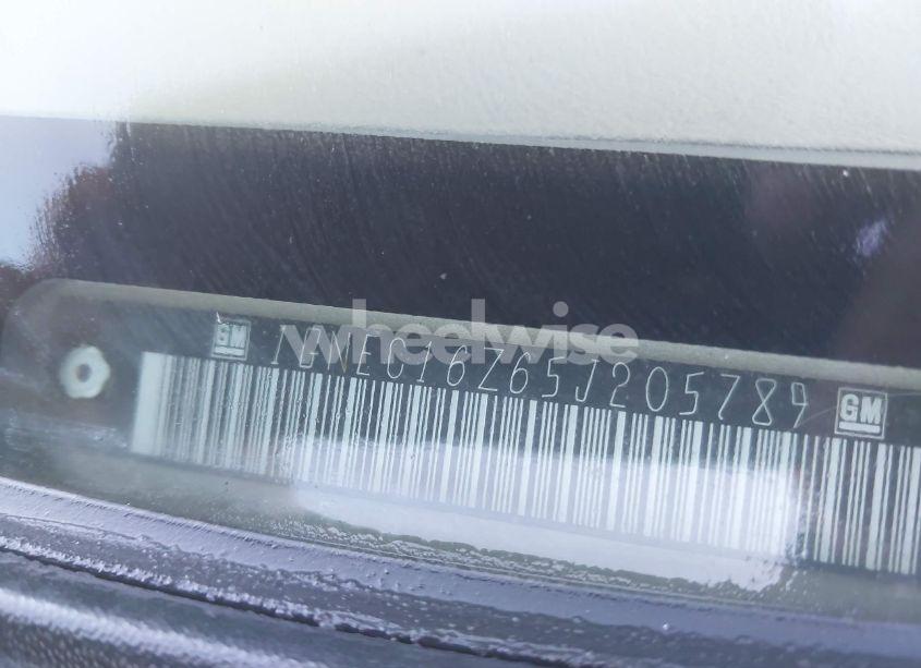 Photo 9 of 2005 Chevrolet Suburban 1500 LS (VIN 1GNEC16Z65J205789)