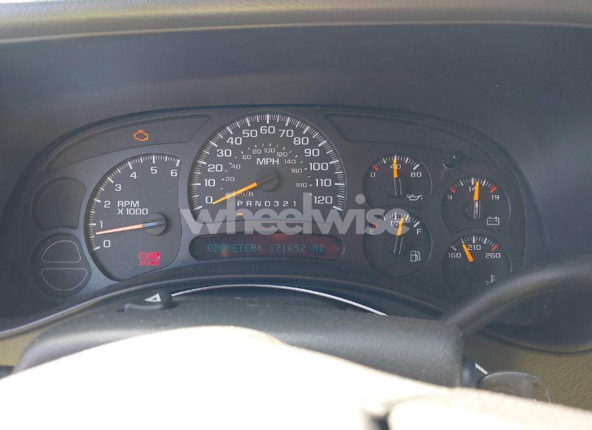 Photo 7 of 2006 Chevrolet Suburban 1500 LS (VIN 1GNEC16Z66J105810)