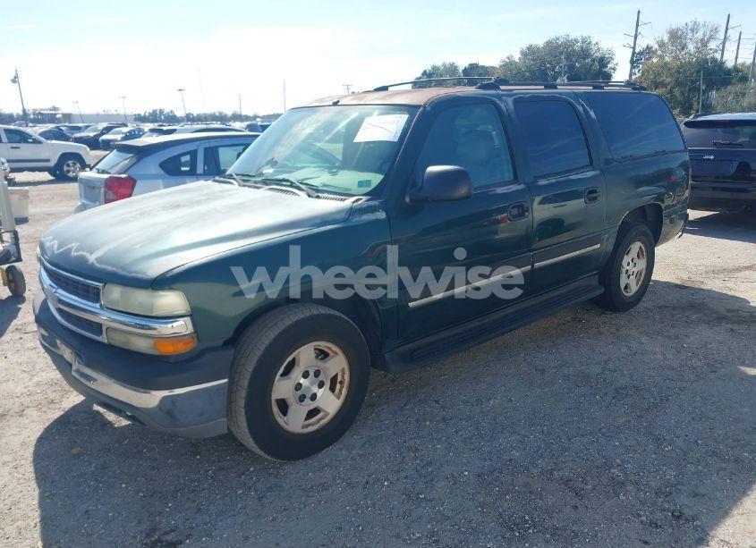 Photo 2 of 2004 Chevrolet Suburban 1500 LS (VIN 1GNEC16Z74J201779)