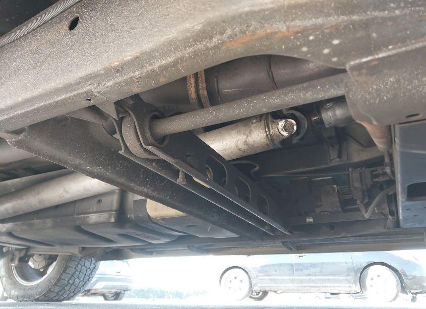 Photo 13 of 2005 Chevrolet Suburban 1500 LT (VIN 1GNEC16Z75J244844)