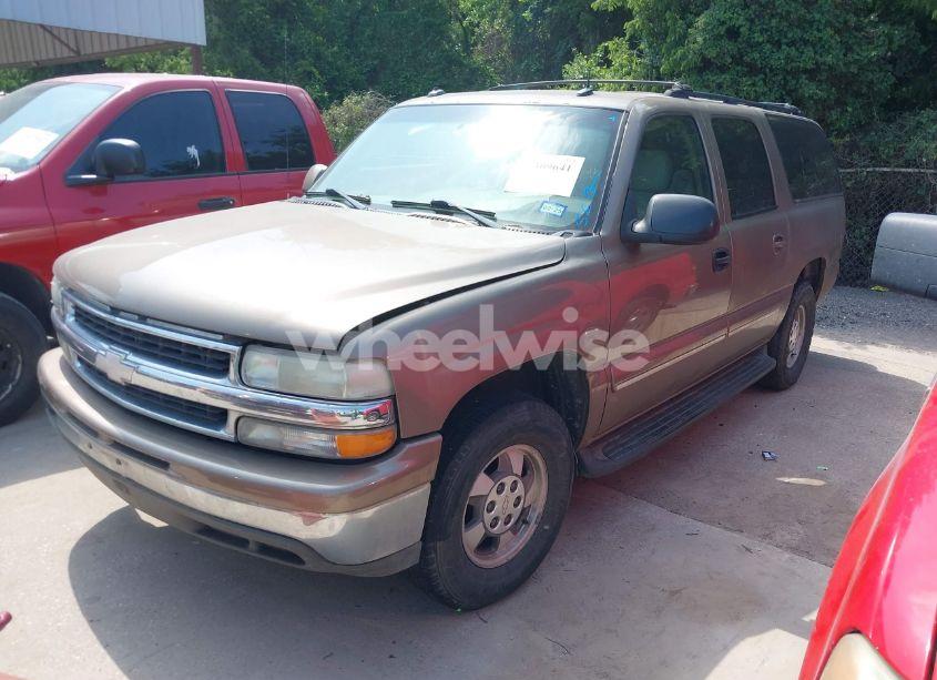 Photo 2 of 2003 Chevrolet Suburban 1500 LT (VIN 1GNEC16Z83J191651)