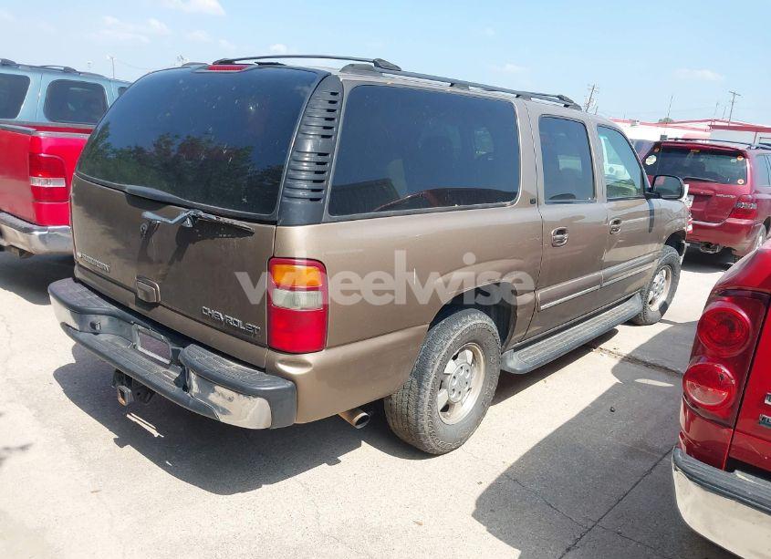 Photo 4 of 2003 Chevrolet Suburban 1500 LT (VIN 1GNEC16Z83J191651)