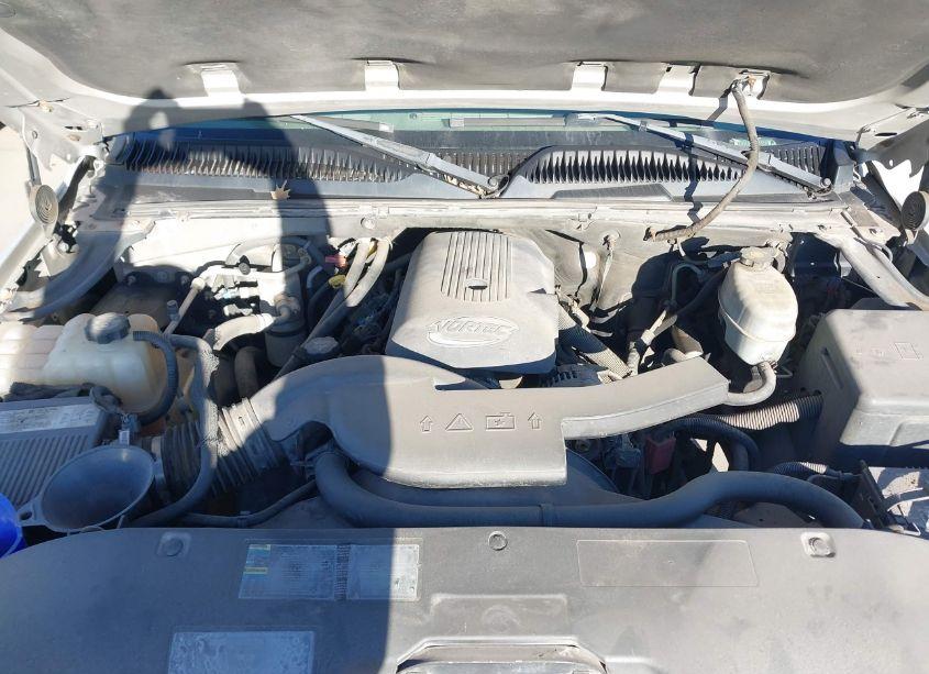 Photo 10 of 2004 Chevrolet Suburban 1500 LT (VIN 1GNEC16Z84J173507)