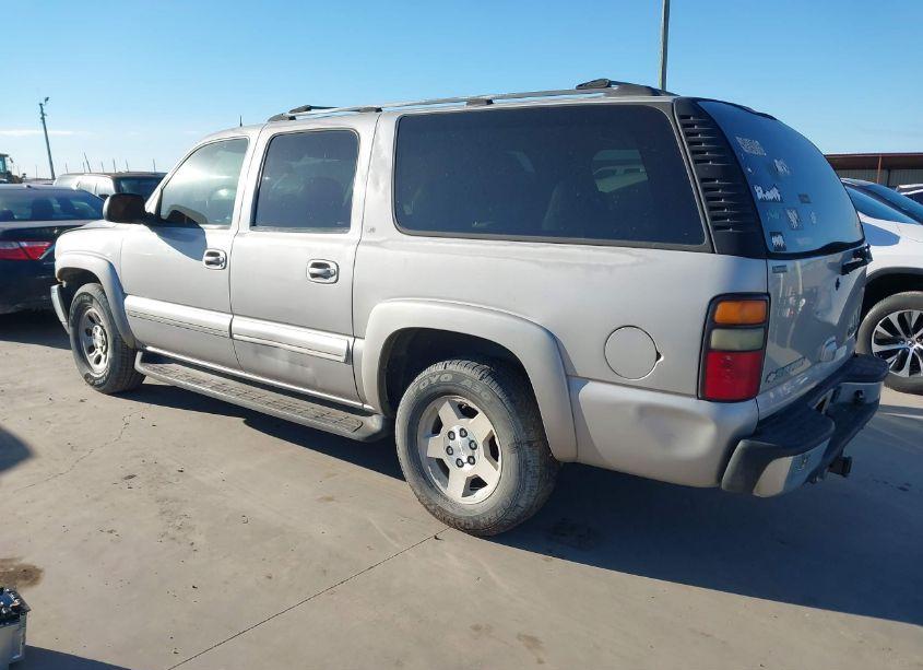 Photo 3 of 2004 Chevrolet Suburban 1500 LT (VIN 1GNEC16Z84J173507)