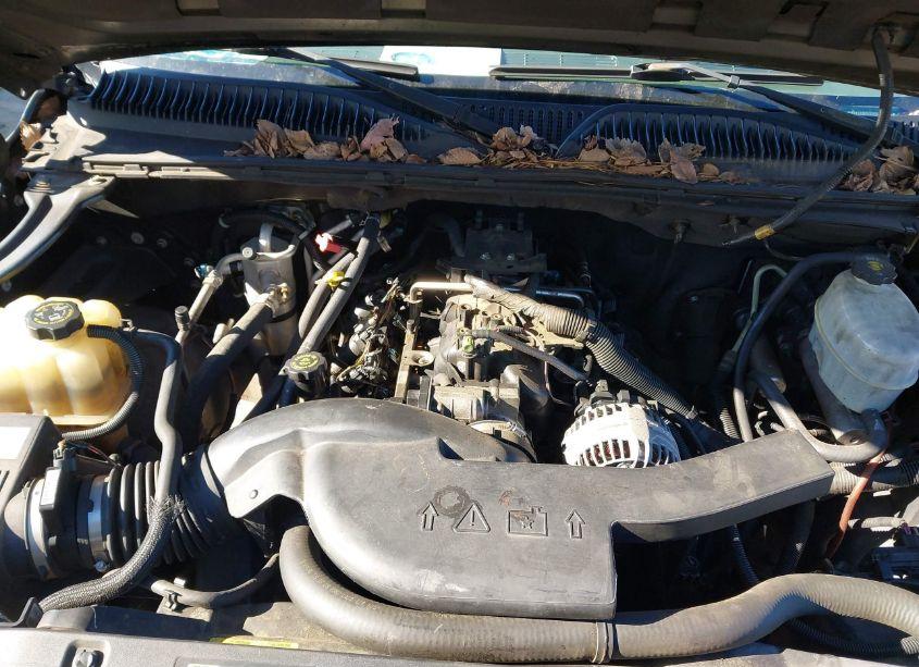 Photo 10 of 2006 Chevrolet Suburban 1500 LS (VIN 1GNEC16Z86J134385)