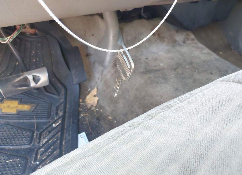 Photo 11 of 2006 Chevrolet Suburban 1500 LS (VIN 1GNEC16Z86J134385)