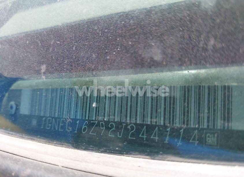 Photo 9 of 2002 Chevrolet Suburban 1500 LS (VIN 1GNEC16Z92J244114)