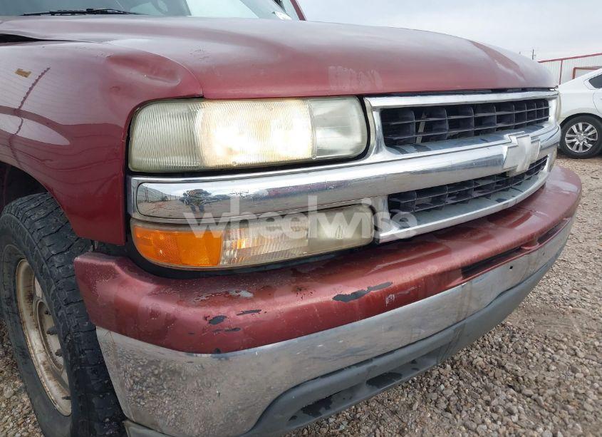 Photo 6 of 2003 Chevrolet Suburban 1500 LT (VIN 1GNEC16Z93J203872)