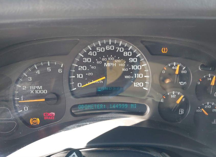 Photo 7 of 2004 Chevrolet Suburban 1500 LS (VIN 1GNEC16Z94J159759)