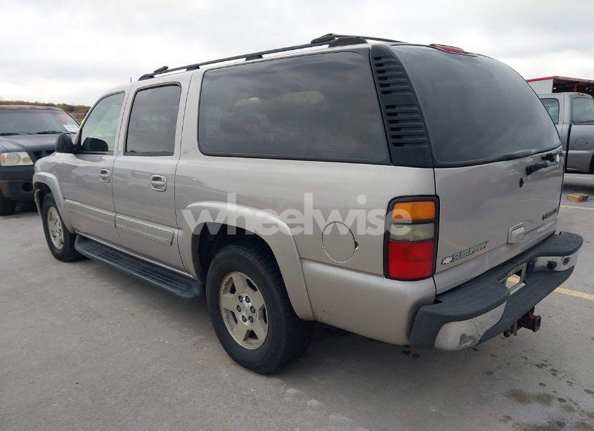 Photo 3 of 2004 Chevrolet Suburban 1500 LT (VIN 1GNEC16Z94J240907)