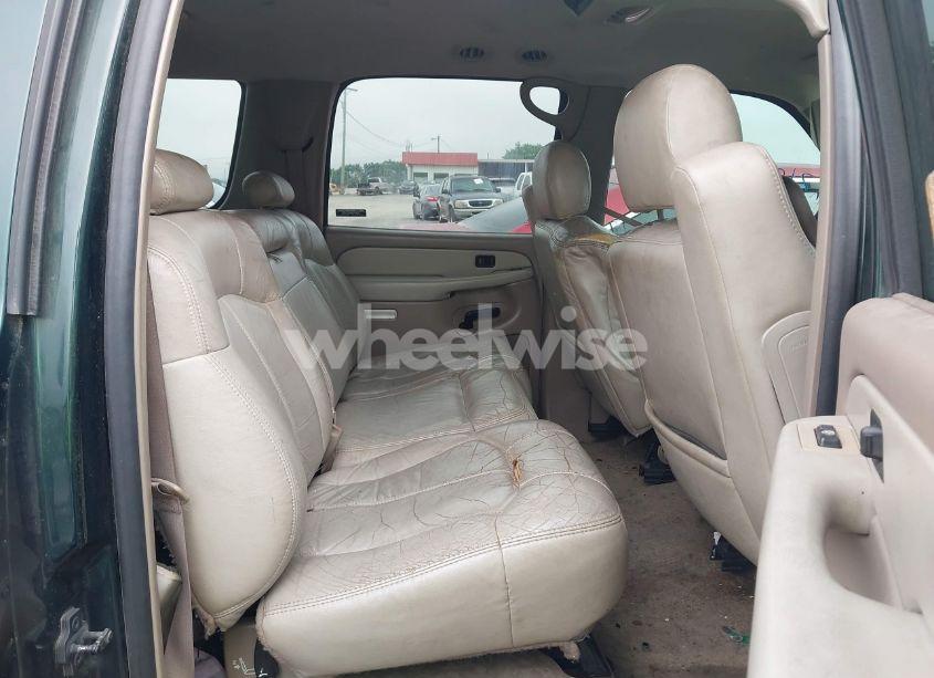 Photo 8 of 2002 Chevrolet Suburban 1500 LS (VIN 1GNEC16ZX2J248205)