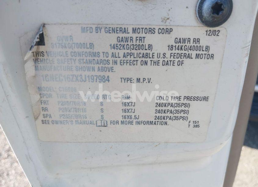 Photo 9 of 2003 Chevrolet Suburban 1500 LS (VIN 1GNEC16ZX3J197984)