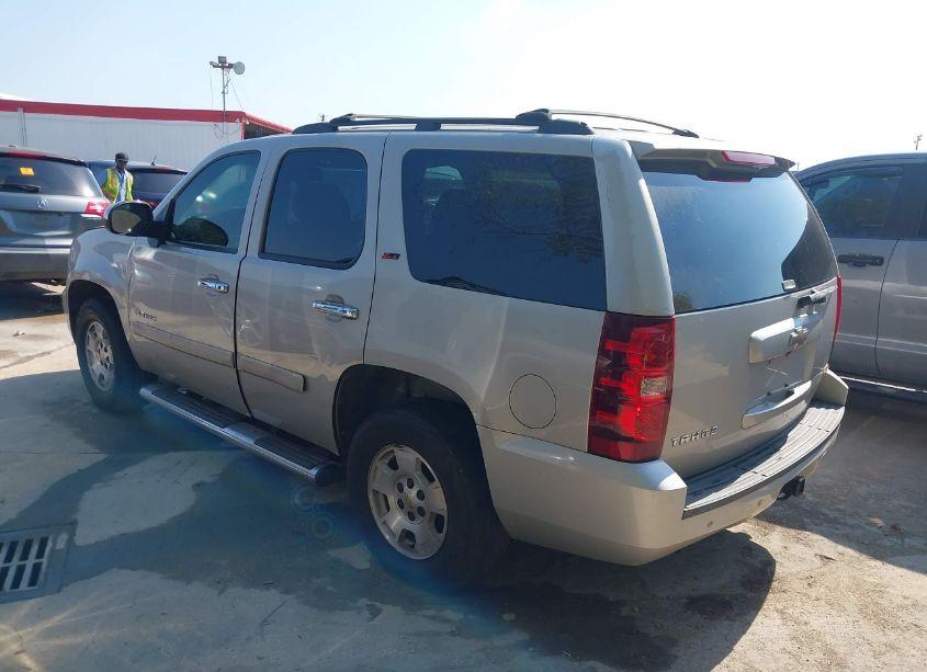 Photo 3 of 2009 Chevrolet Tahoe LT1 (VIN 1GNEC23319R206409)