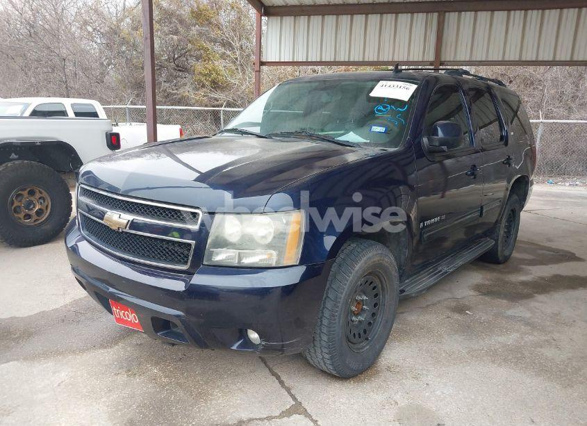 Photo 2 of 2009 Chevrolet Tahoe LT1 (VIN 1GNEC23319R252693)