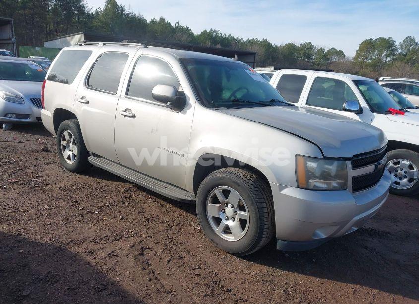 2009 Chevrolet Tahoe LT1 (VIN 1GNEC23329R242741) main photo
