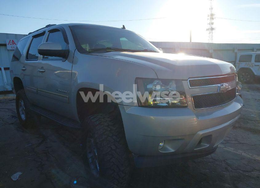 2009 Chevrolet Tahoe LT1 (VIN 1GNEC23339R273982) main photo
