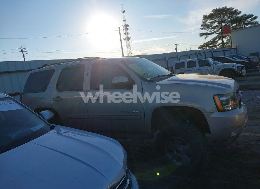 Photo 13 of 2009 Chevrolet Tahoe LT1 (VIN 1GNEC23339R273982)