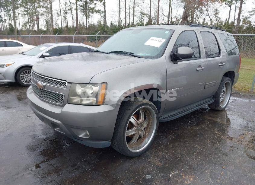 Photo 2 of 2009 Chevrolet Tahoe LT1 (VIN 1GNEC23359R235413)