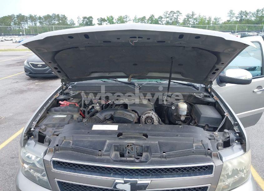 Photo 10 of 2009 Chevrolet Tahoe LT1 (VIN 1GNEC23379R171830)
