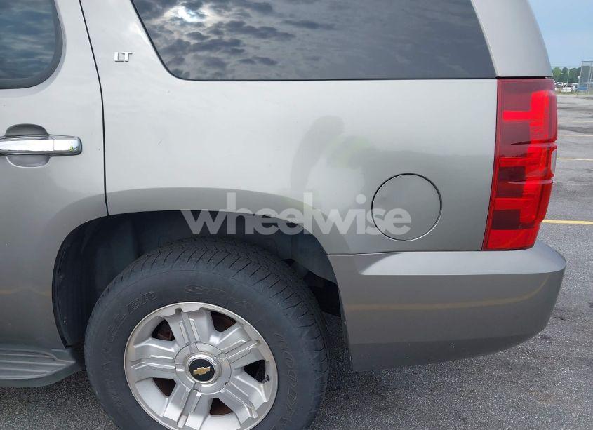 Photo 17 of 2009 Chevrolet Tahoe LT1 (VIN 1GNEC23379R171830)