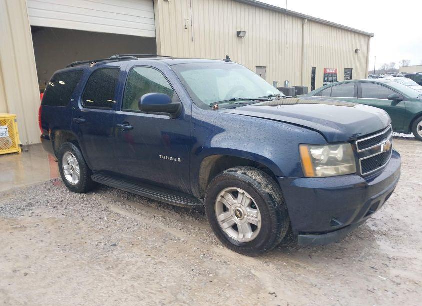 2009 Chevrolet Tahoe LT2 (VIN 1GNEC23399R221885) main photo