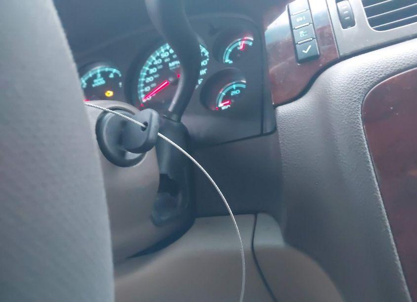 Photo 11 of 2009 Chevrolet Tahoe LT2 (VIN 1GNEC23399R221885)