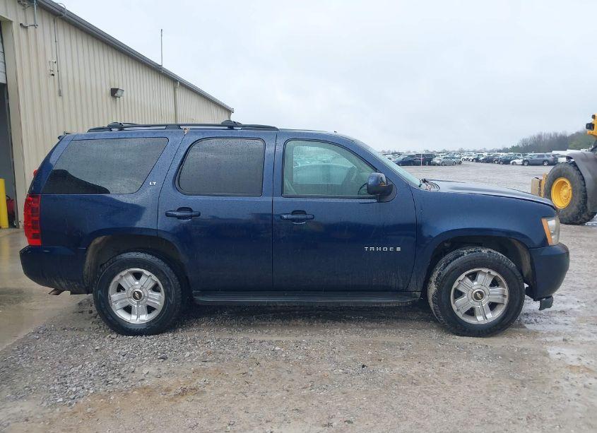 Photo 13 of 2009 Chevrolet Tahoe LT2 (VIN 1GNEC23399R221885)