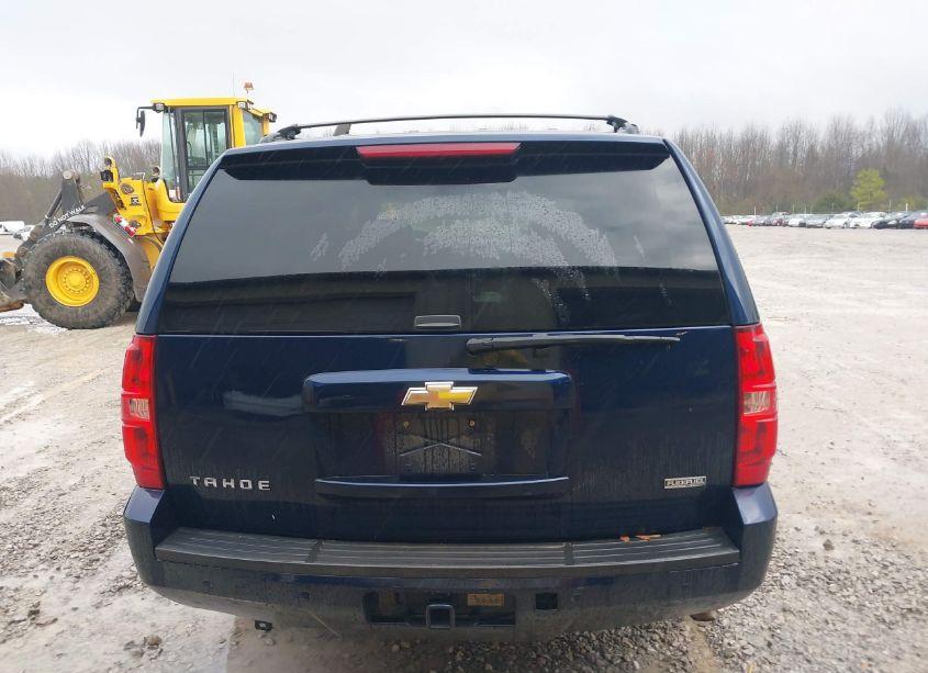 Photo 16 of 2009 Chevrolet Tahoe LT2 (VIN 1GNEC23399R221885)