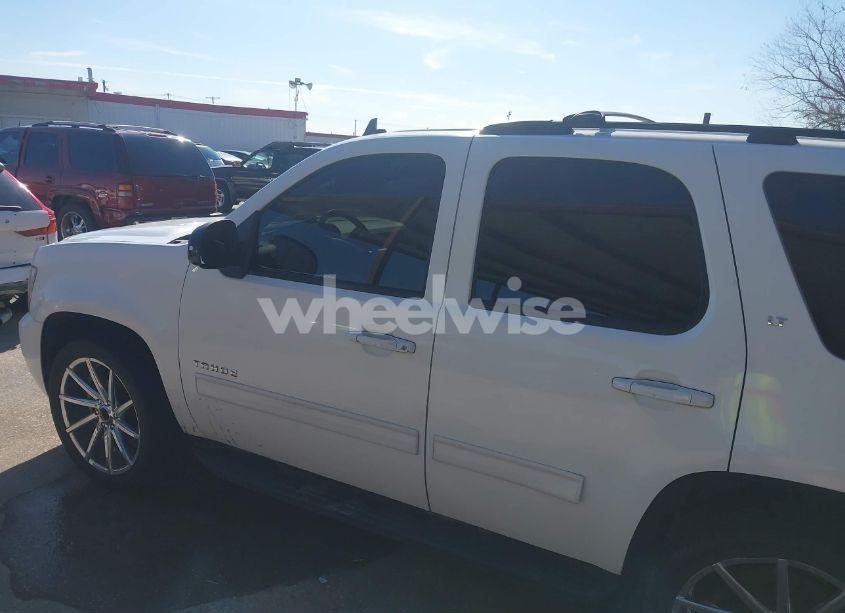 Photo 14 of 2009 Chevrolet Tahoe C1500 LT (VIN 1GNEC233X9R303463)
